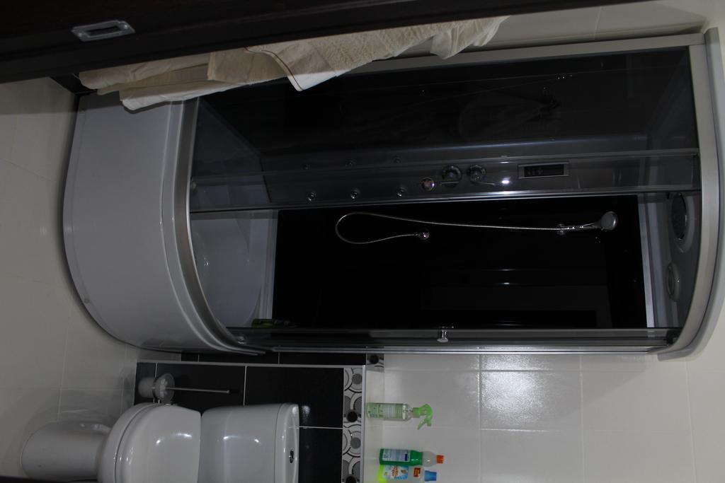 Rent Apartments Premium Class Alma-Ata Rum bild