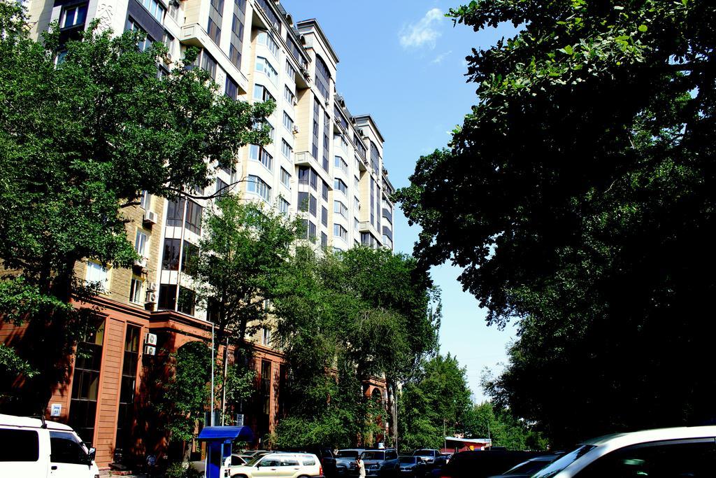 Rent Apartments Premium Class Alma-Ata Rum bild